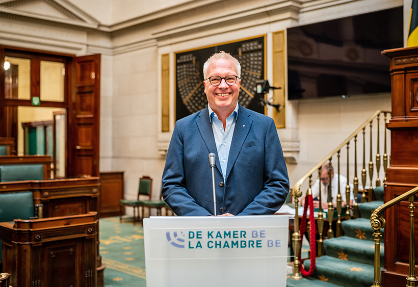 Peter Mertens (PVDA) in de Kamer.