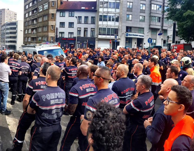 Contre le démantèlement du statut des pompiers, le PTB demande la convocation en urgence de la ministre Jodogne