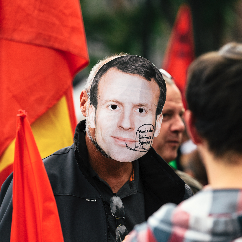 Macron réélu, la résistance redémarre