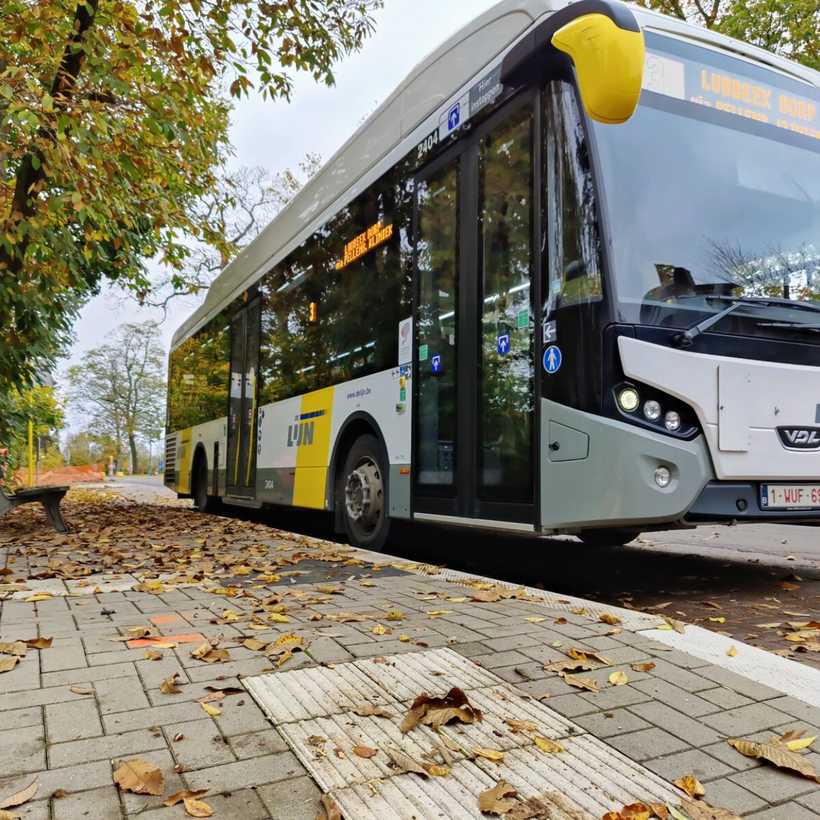 Een bus van De Lijn