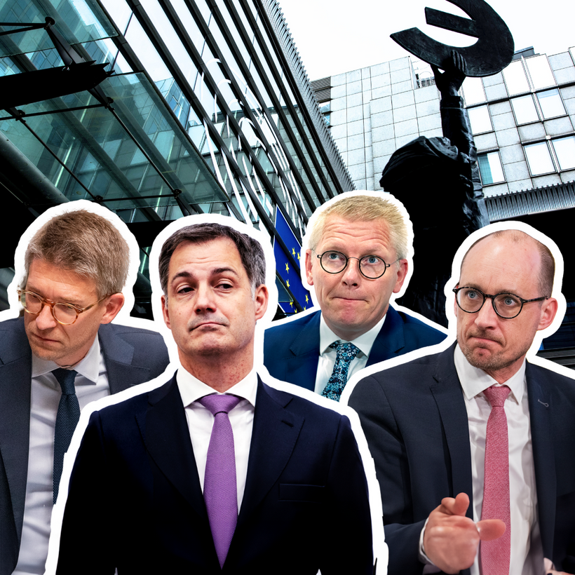 Les ministres Pierre-Yves Dermagne, Alexander De Croo, Georges Gilkinet et Vincent Van Peteghem devant un bâtiment européen.