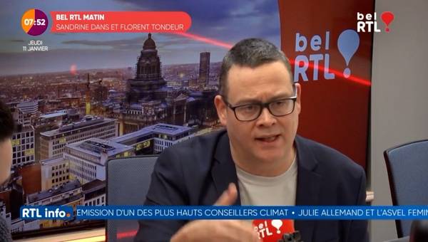 Raoul Hedebouw au micro de Bel RTL.