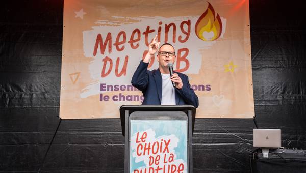 Raoul Hedebouw au Meeting électoral à Liège