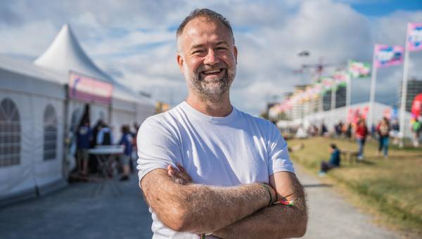 Dirk De Block, notre tête de liste à Molenbeek pour les élections d'octobre 2024