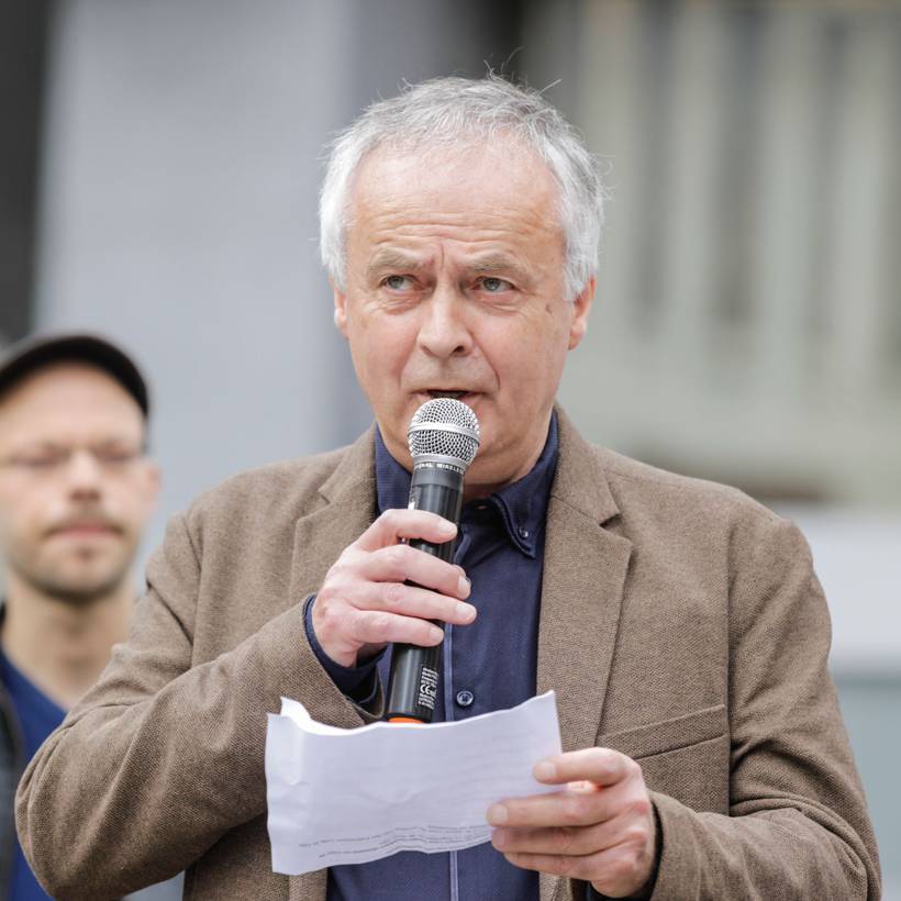 Portrait de Luc Vancauwenberge.