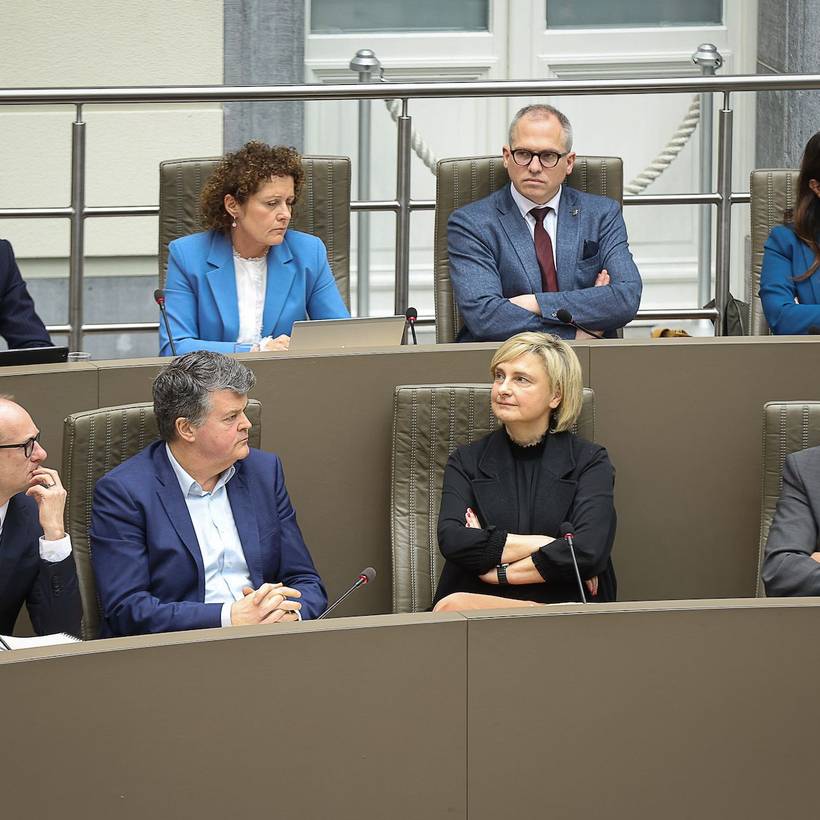 Vlaamse regeringsministers in het Vlaamse Parlement.