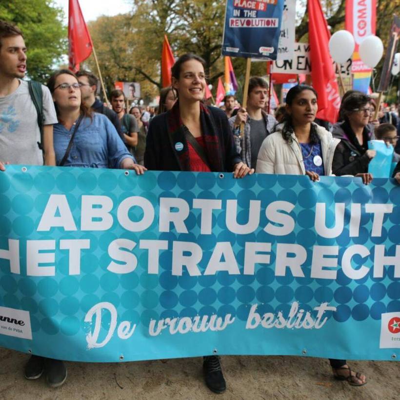 PVDA dient wetsvoorstel in om debat over abortus open te trekken