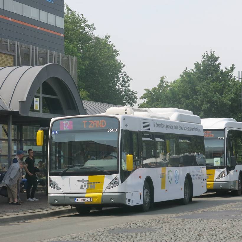 Minimale dienstverlening De Lijn is slecht voor chauffeur én reiziger: tijd voor maximale dienstverlening