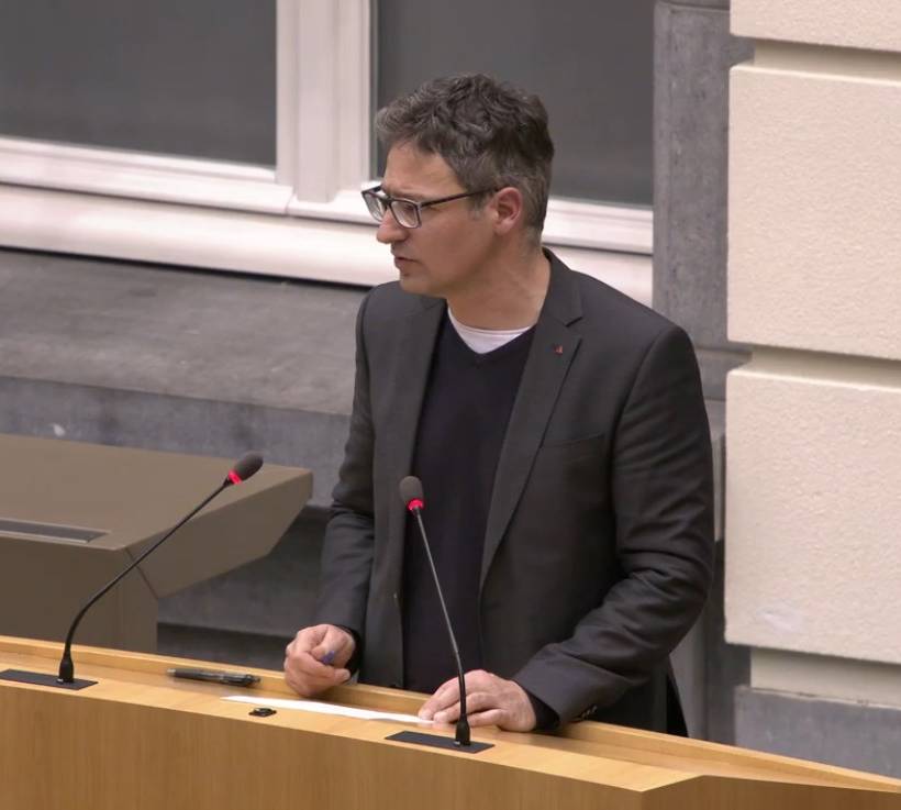 “Aparte taalbadklassen zijn een overblijfsel uit de jaren 1970”