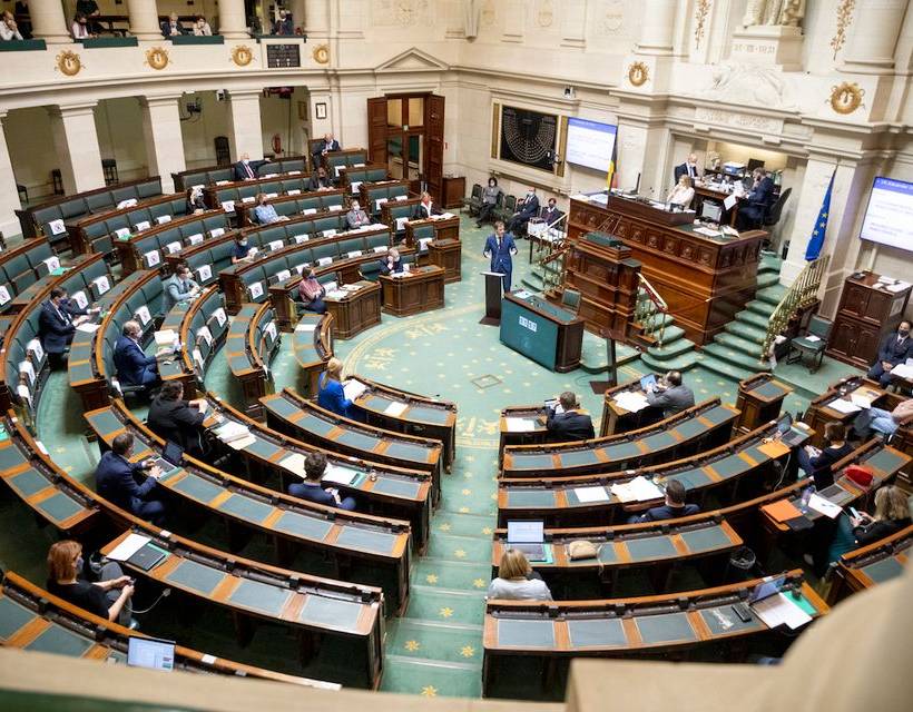 Foto van het halfrond van de Kamer