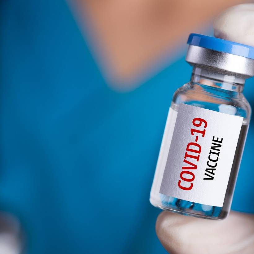 Druk op regering neemt toe om coronavaccin publiek te maken