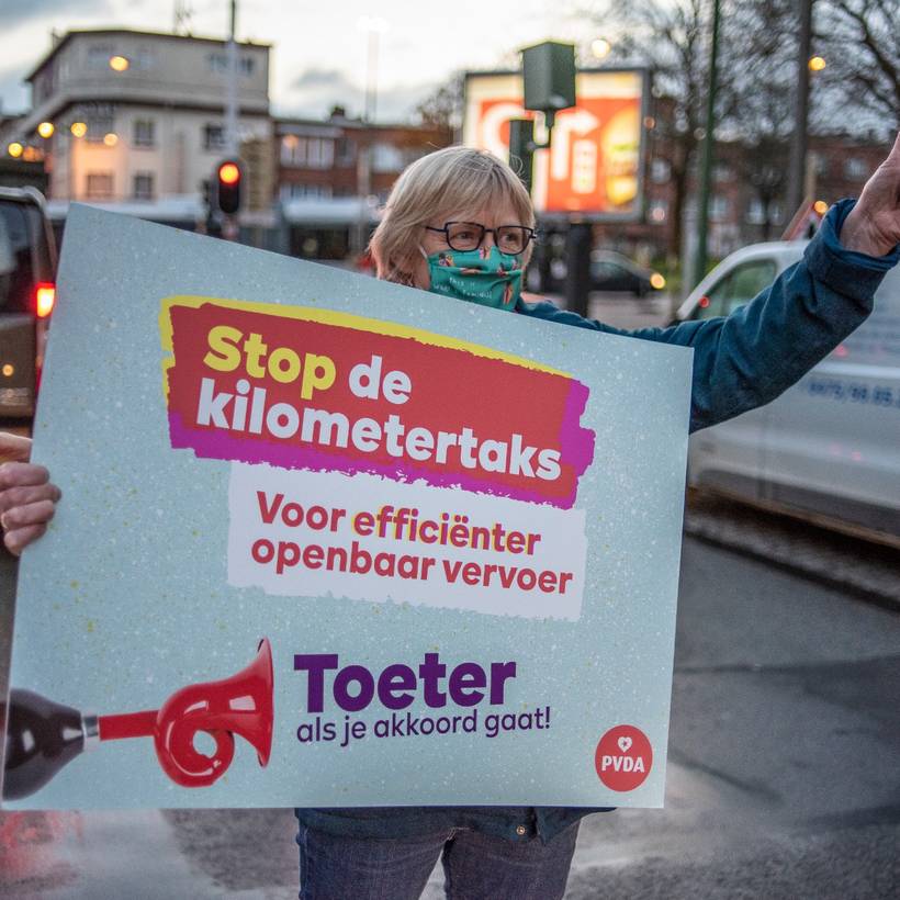 De PVDA lanceert haar campagne tegen de kilometertaks: “We gaan door tot ze wordt ingetrokken”