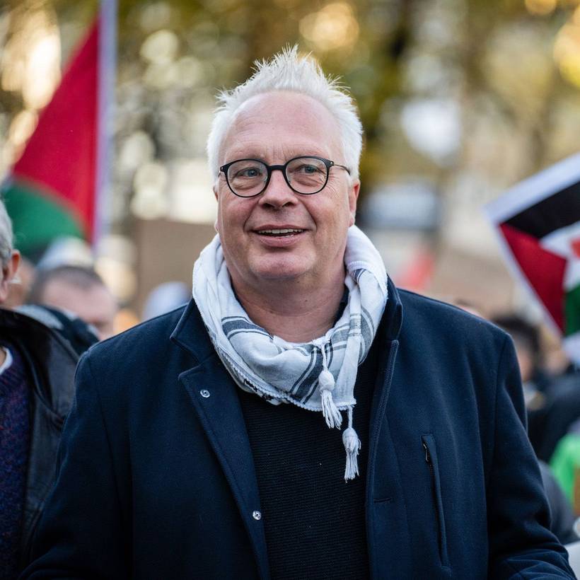 Peter Mertens tijdens een betoging voor solidariteit met Palestina