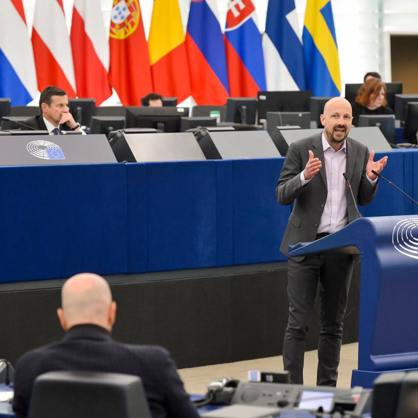 Marc Botenga in het Europees Parlement.