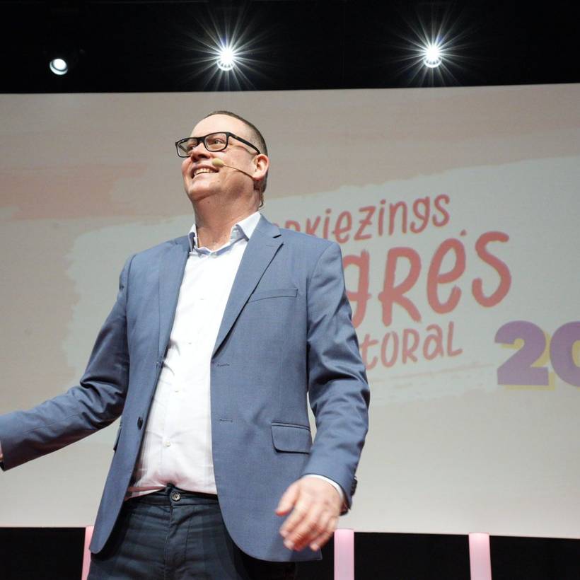 Raoul Hedebouw lors du Congrès électoral du PTB.