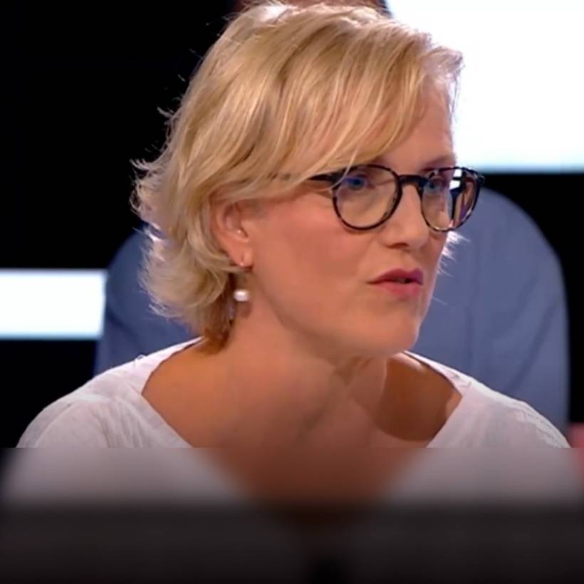 Sofie Merckx intervient sur le plateau de QR Le débat.