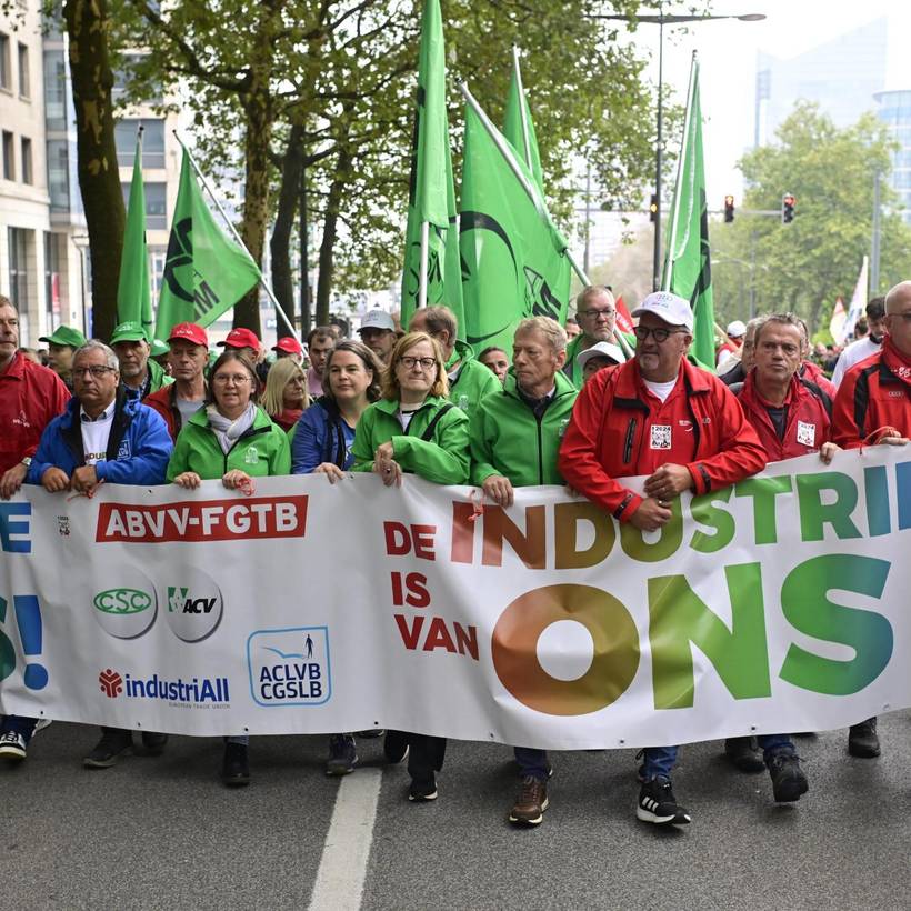 Foto van de betoging "De industrie is van ons" op 16 september 2024.