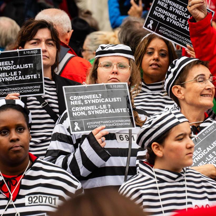 Foto van een actie tegen de anti-betogingswet.